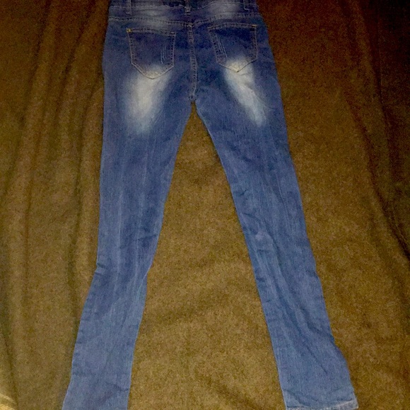 Distressed Soft Jeans - Picture 2 of 2